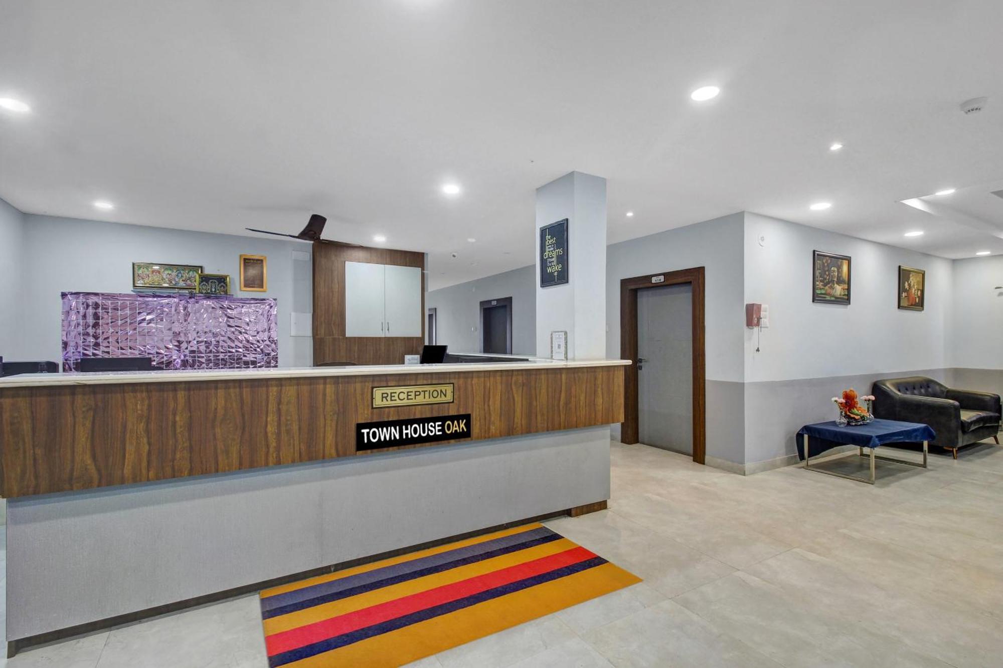 Collection O Hotel Swagath Pride Mancherāl Extérieur photo